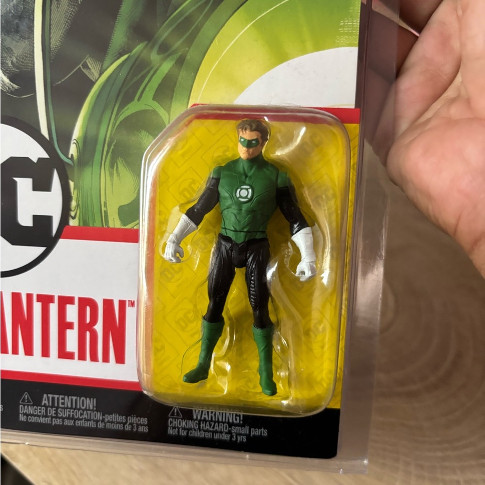 DC Comics Green and Yellow Action Figure Playset - Picture 2 of 8